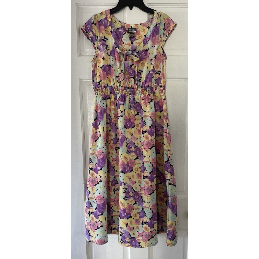 Floral Short Sleeve Dress Cottagecore Smocked Prairie Garden Midi Size Medium